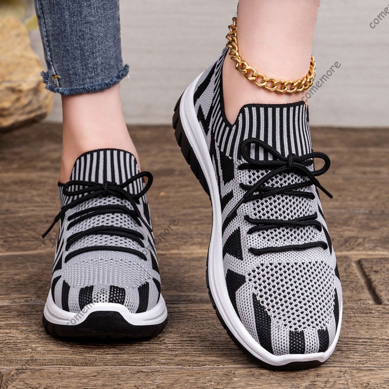 Knit Fabric Lace Up Sneakers - 여성용 니트 슬립온 스니커즈 통기성 레이스업